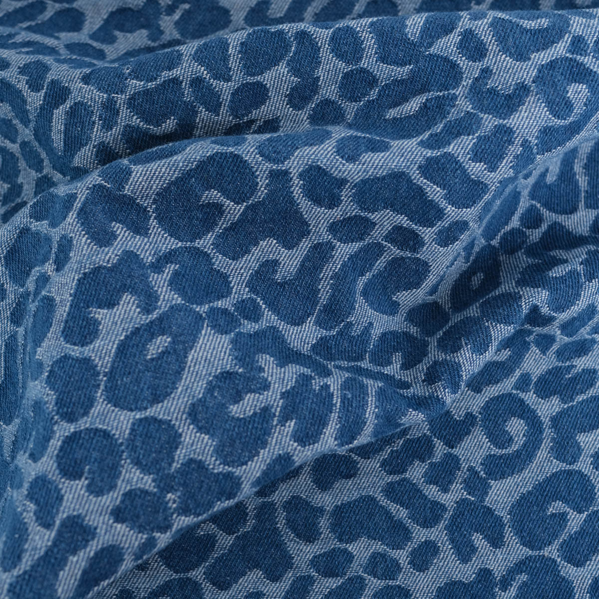 Tissu Denim Jacquard Léopard Bleu Jean - Maison Klem